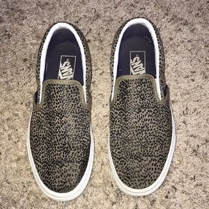 Women’s snake skin slip on Vans